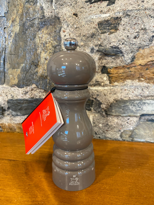 Peugeot Paris uSelect Pepper Mill 18cm Smoke Grey
